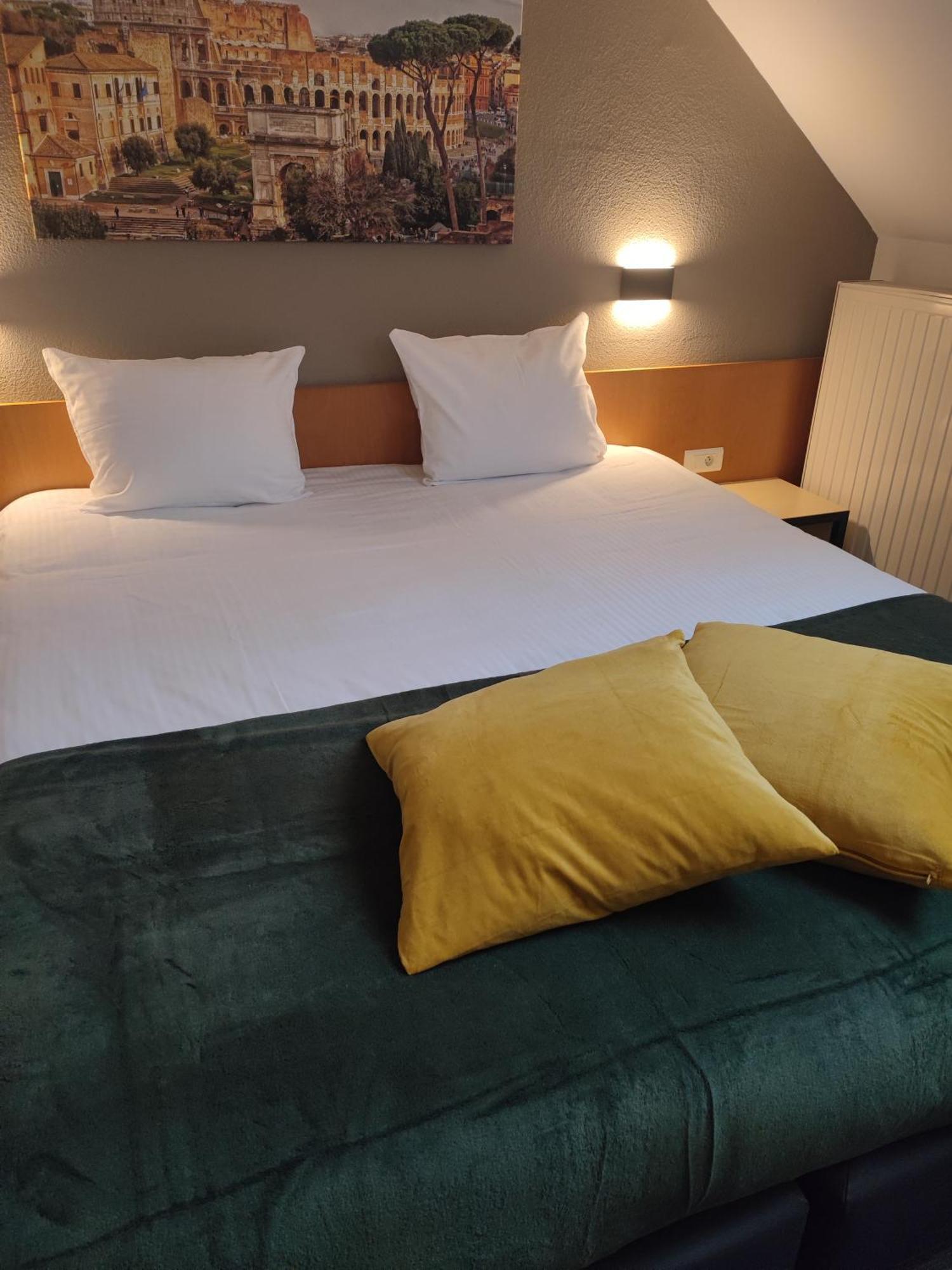 Hobbit Hotel Brussels Airport Завентем Екстер'єр фото