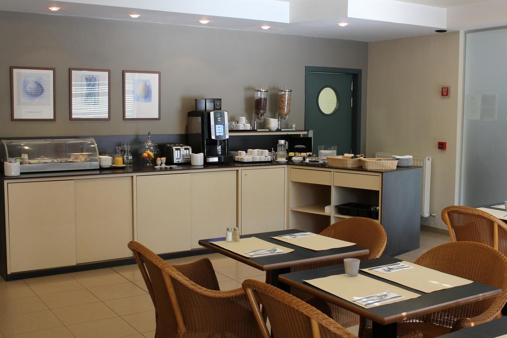 Hobbit Hotel Brussels Airport Завентем Екстер'єр фото