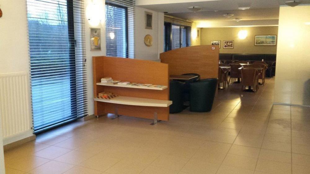 Hobbit Hotel Brussels Airport Завентем Екстер'єр фото