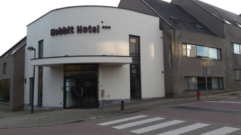 Hobbit Hotel Brussels Airport Завентем Екстер'єр фото
